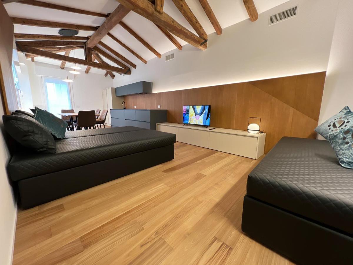 Attico Vivit 60 Apartman Mestre Kültér fotó